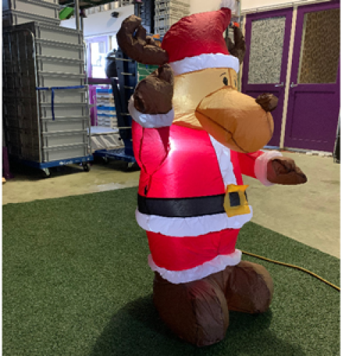Opblaasfiguur - Rendier met kerstkostuum 135cm
