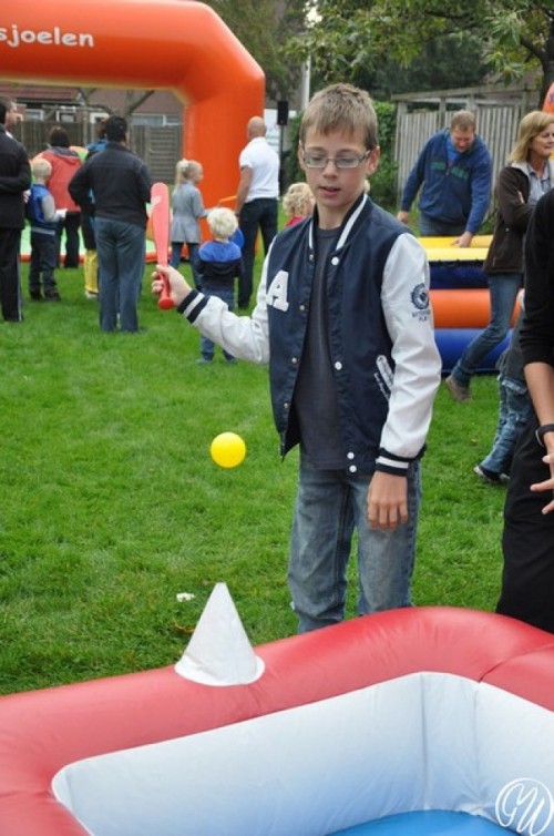 Zwevendebalspel opblaasbaar