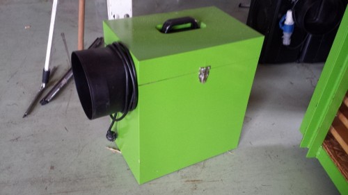 Geluidsreducerende kast tbv blower springkussen