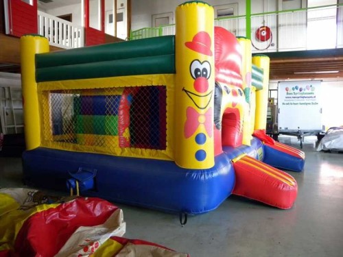 Springkussen Clown play