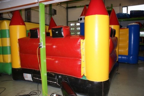 Springkussen Kasteel (rood/geel)