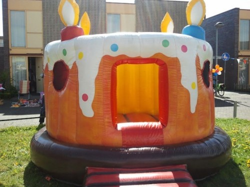 Springkussen Taartkussen